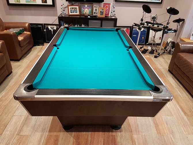 Reliable pool table recovering BS22. 