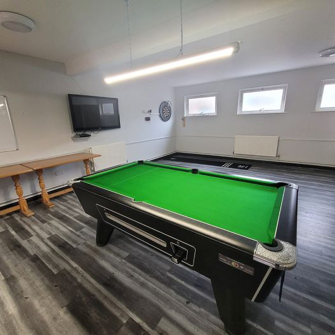 Strachan pool table refit GL7